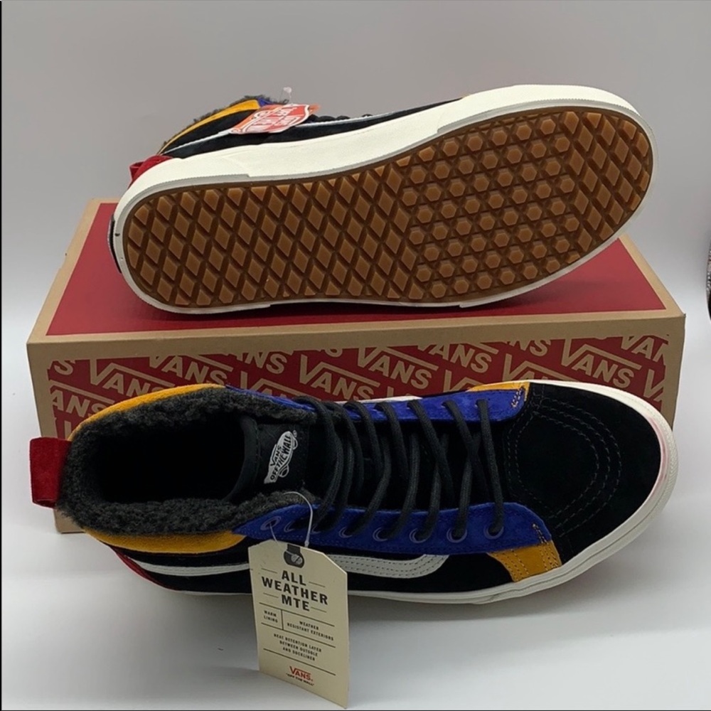 •VANS Sk-8-Hi 46 Mte Dx WMNS - Picture 11 of 16